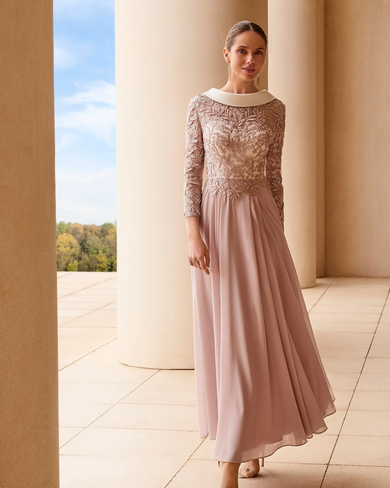 Long evening dress made of georgette and lace with beadwork. Couture Club design with a wraparound neckline, long sleeve and a V-back. MARFIL_BARCELONA.