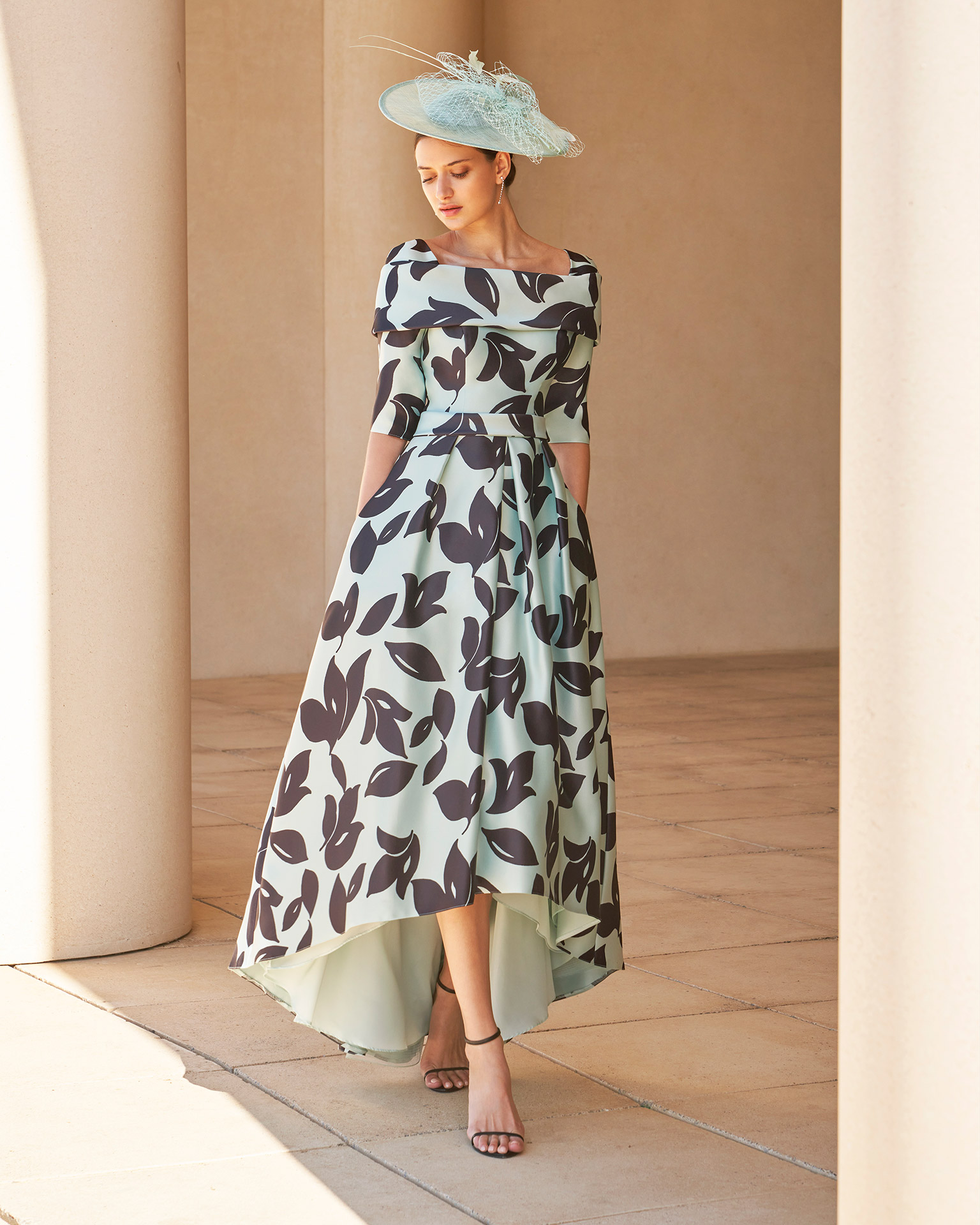 Classic midi evening dress, made in printed satin, with asymmetric skirt and belt detail. Couture Club outfit with cuff neckline and three-quarter sleeves. MARFIL_BARCELONA.