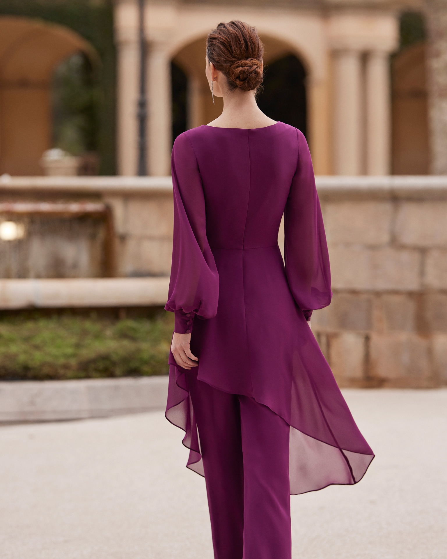Simple evening pantsuit. Crafted in georgette with lace beadwork details. With V-neckline and puffed sleeves. Couture Club outfit. MARFIL_BARCELONA.